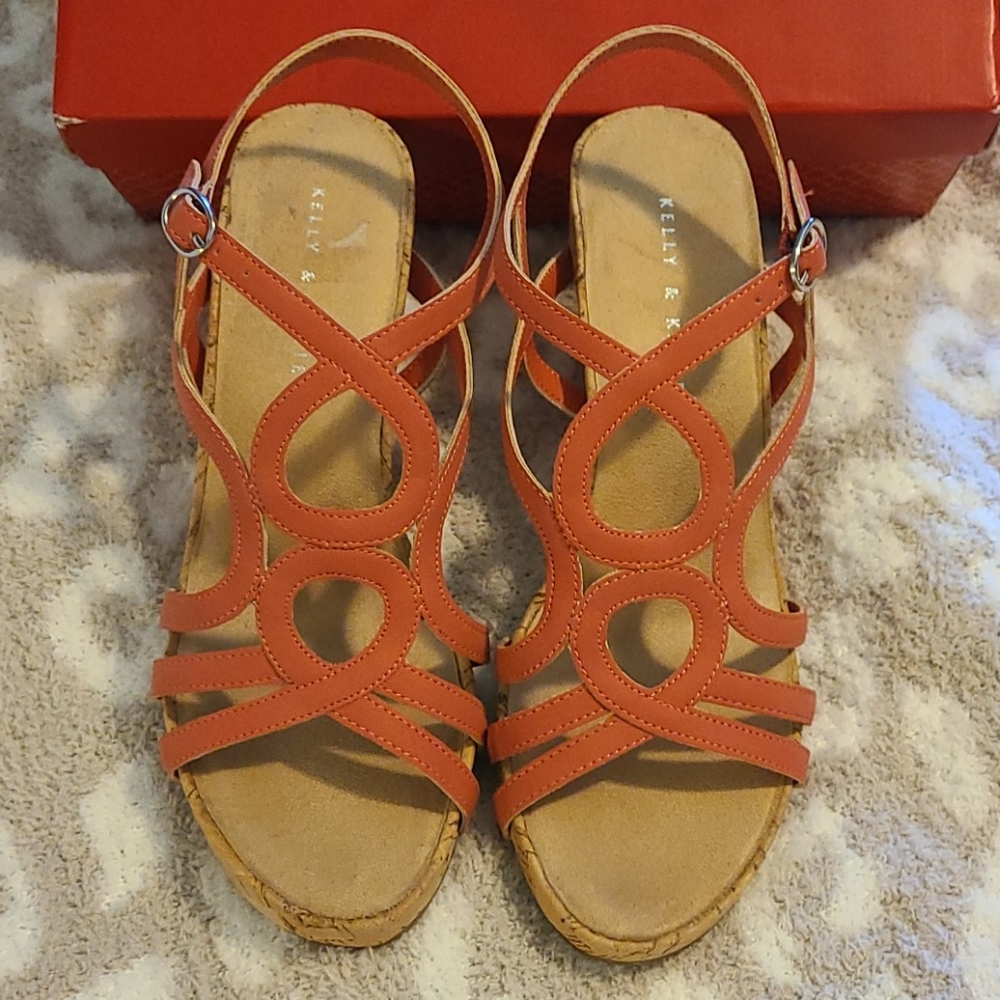 Kelly & Katie Plushin Wedge Sandal